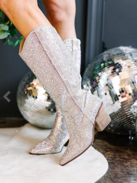 Matisse Shoes - Matisse Nashville Crystal Embellished Western Boot